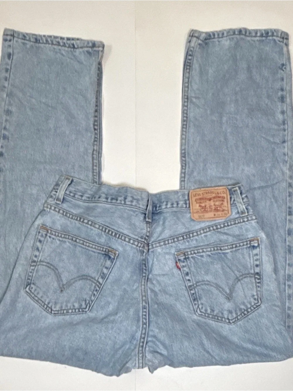 Levi's 505 Men's Light Blue Relaxed Fit Jeans 34x30
